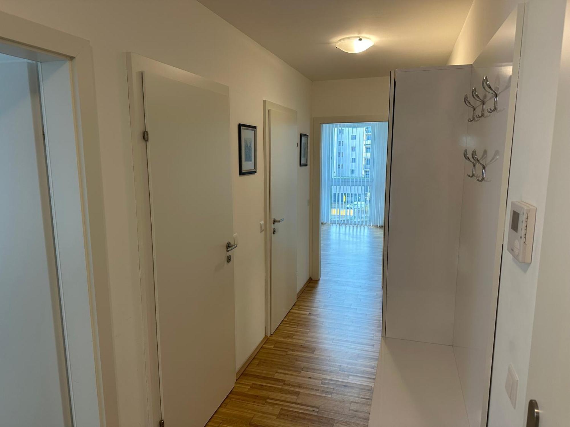 Hauptbahnhof Ferienwohnung Am Park Виена Екстериор снимка